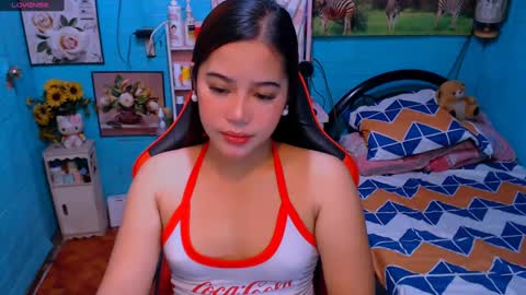 Snapshot of sweetienicole chatting on 03-04-25, 03:26 Nicole online show from 03-04-25, 03:26