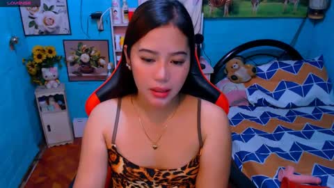 Snapshot of sweetienicole chatting on 03-07-25, 09:06 Nicole online show from 03-07-25, 09:06