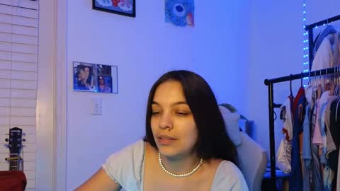 Snapshot of sweetieslikebutter chatting on 09-30-25, 05:45 Blu Sweets online show from 09-30-25, 05:45