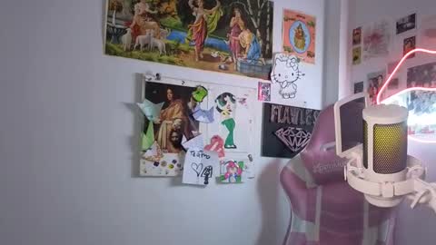 Snapshot of sweetjess01 chatting on 02-22-26, 05:08 SweetJess online show from 02-22-26, 05:08