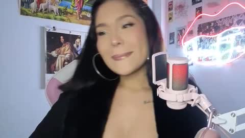 Snapshot of sweetjess01 chatting on 02-26-26, 03:49 SweetJess online show from 02-26-26, 03:49