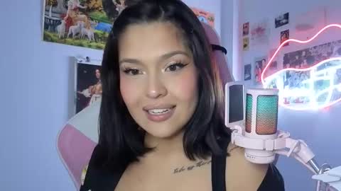 Snapshot of sweetjess01 chatting on 02-28-26, 08:26 SweetJess online show from 02-28-26, 08:26