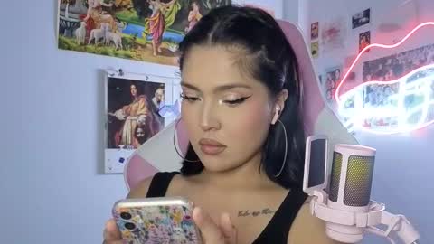 Snapshot of sweetjess01 chatting on 03-06-26, 03:47 SweetJess online show from 03-06-26, 03:47