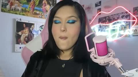 Snapshot of sweetjess01 chatting on 04-06-26, 05:30 SweetJess online show from 04-06-26, 05:30