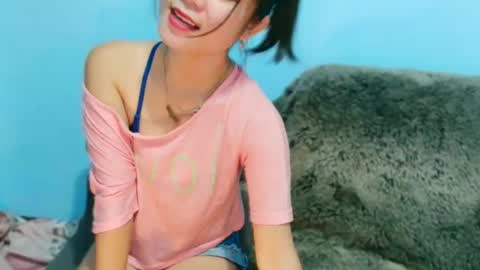 Snapshot of sweetjowa chatting on 09-29-25, 01:49 jona online show from 09-29-25, 01:49