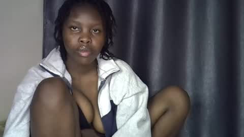 Snapshot of sweetkirrie chatting on 07-11-26, 08:55 sweetkirrie online show from 07-11-26, 08:55