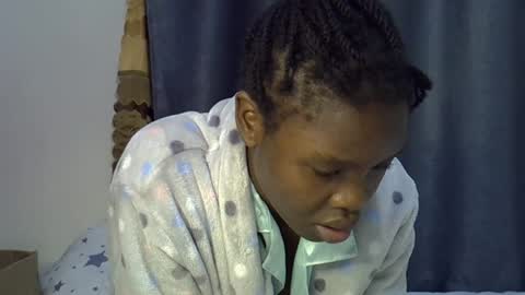 Snapshot of sweetkirrie chatting on 07-22-26, 06:43 sweetkirrie online show from 07-22-26, 06:43