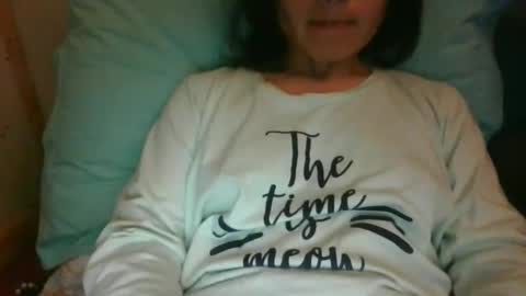 sweetlatinafit online show from 11-17-25, 12:27