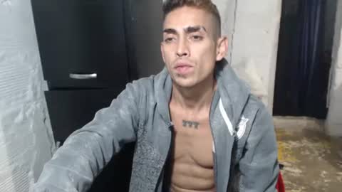Snapshot of sweetlatinakim chatting on 06-08-26, 12:14 Camilo online show from 06-08-26, 12:14