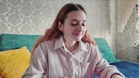 sweetliaison online show from 12-15-25, 07:23