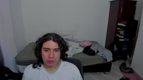 Lian online show from 05-05-26, 01:02