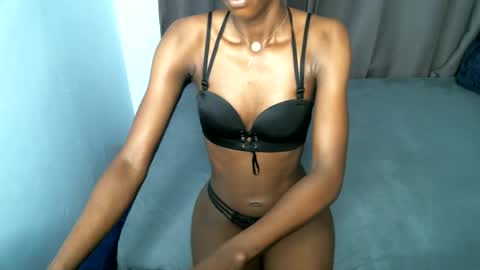 sweetlilly2540 online show from 10-05-25, 10:46