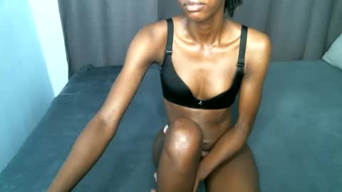 sweetlilly2540 online show from 11-09-25, 08:56