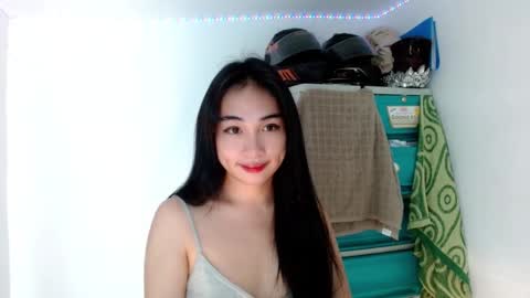 Lilly online show from 02-06-25, 02:11