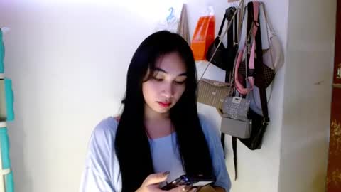 Lilly online show from 03-10-25, 03:45