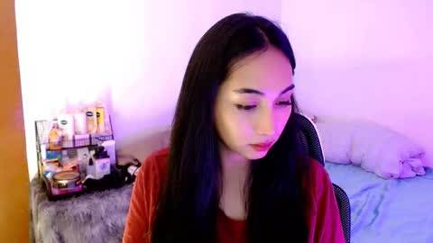 Lilly online show from 10-17-25, 02:37