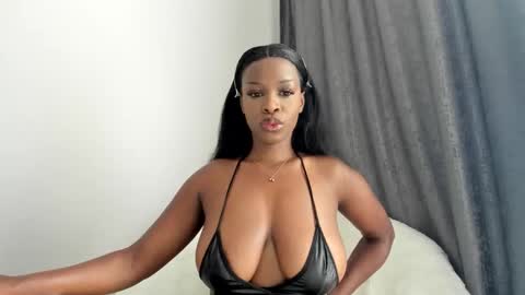 sweetlipsy online show from 02-18-26, 05:14