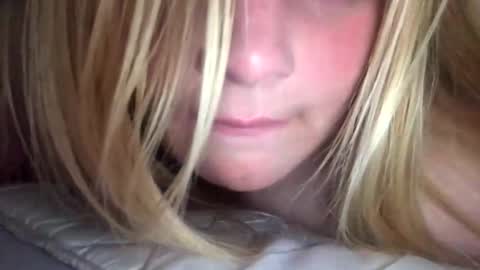 Lisa  online show from 12-16-24, 03:32