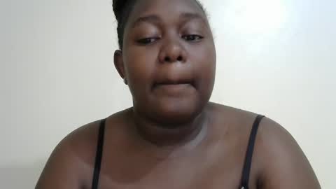 Snapshot of sweetlov07 chatting on 09-15-25, 06:24 penty online show from 09-15-25, 06:24