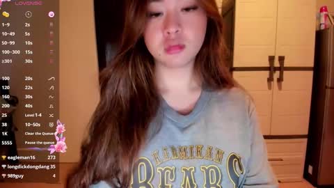 Snapshot of sweetlovepinay04 chatting on 05-04-26, 11:23 Zoe online show from 05-04-26, 11:23