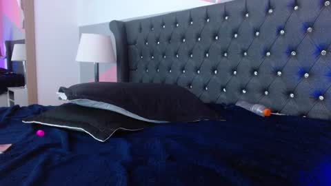 Sweetlu online show from 01-26-25, 02:03