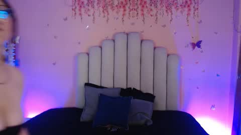 Sweetlu online show from 10-11-25, 07:23