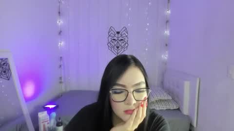 MELINE  online show from 10-01-25, 02:45