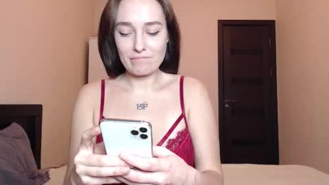 Snapshot of sweetmiaa chatting on 03-04-26, 10:05 Mia online show from 03-04-26, 10:05