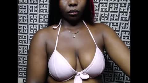Snapshot of sweetnectarx chatting on 10-24-25, 12:52 sweetnectarx online show from 10-24-25, 12:52