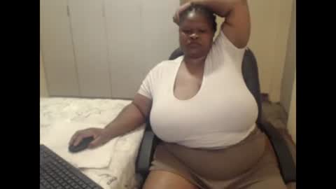 sweetnoziexxx online show from 12-15-24, 02:37