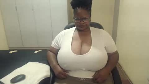 sweetnoziexxx online show from 02-26-25, 07:31