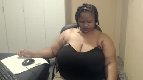 sweetnoziexxx online show from 10-04-25, 04:32