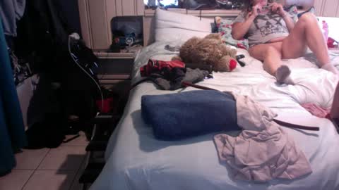 WeAim2PZzz online show from 12-09-24, 10:52