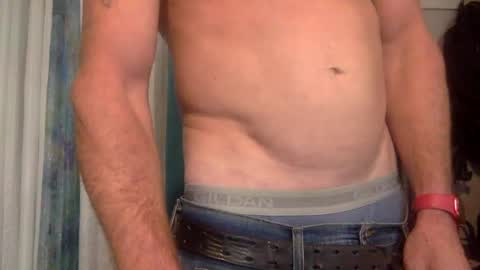 WeAim2PZzz online show from 01-08-25, 01:21