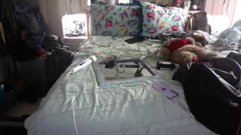 WeAim2PZzz online show from 01-12-25, 08:57