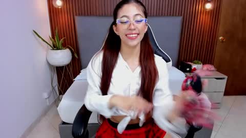 sweetpeach_20 online show from 01-13-25, 07:21