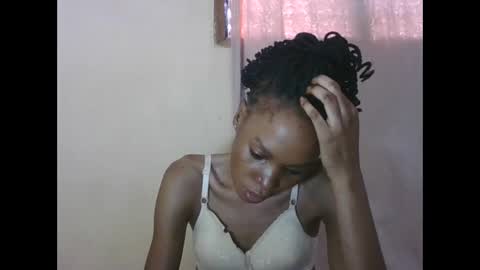 Snapshot of sweetpetite254 chatting on 03-19-26, 02:32 ESTHER online show from 03-19-26, 02:32