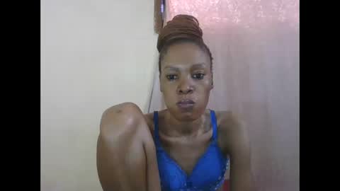 Snapshot of sweetpetite254 chatting on 04-10-26, 07:46 ESTHER online show from 04-10-26, 07:46