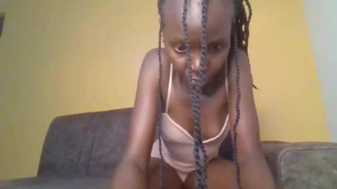 sweetpink_1 online show from 01-18-26, 06:23