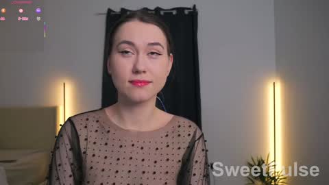 Rose online show from 01-08-26, 05:48