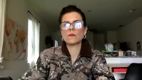 Snapshot of sweetriddance chatting on 04-09-26, 07:41 sweetriddance online show from 04-09-26, 07:41