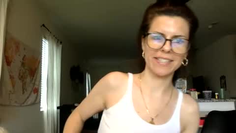 Snapshot of sweetriddance chatting on 04-11-26, 04:55 sweetriddance online show from 04-11-26, 04:55