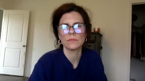 Snapshot of sweetriddance chatting on 04-16-26, 01:56 sweetriddance online show from 04-16-26, 01:56