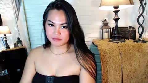 Snapshot of sweetsam14 chatting on 02-08-25, 12:38 sam online show from 02-08-25, 12:38