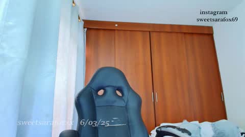 Snapshot of sweetsarafoxxx chatting on 03-06-25, 08:16 Sara Sofia Libra online show from 03-06-25, 08:16