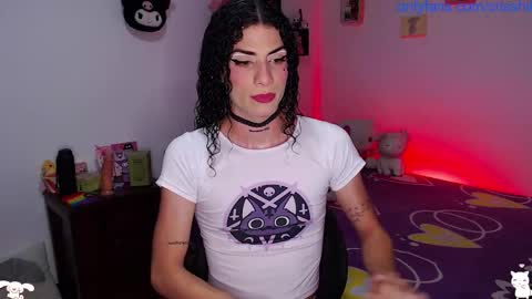 Criss online show from 10-26-25, 07:25