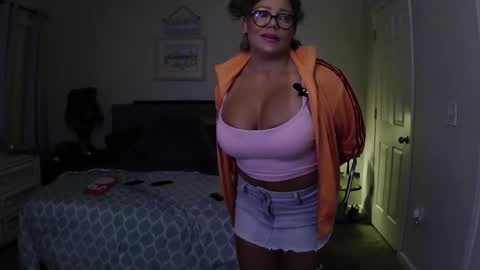 sweetsugar1979 online show from 12-05-25, 02:09