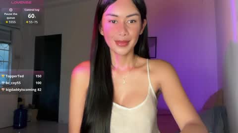 Snapshot of sweetsugar_xx chatting on 06-11-26, 08:01 Sugar online show from 06-11-26, 08:01