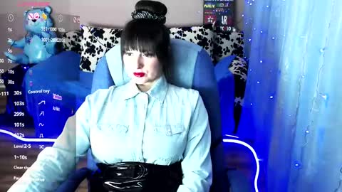Snapshot of sweetsunnymila chatting on 12-17-24, 12:11 HelloI amShy Charming Mila-Nice to meet you and Welcome I am not a nude model  Sometimes a smile is all that we need online show from 12-17-24, 12:11
