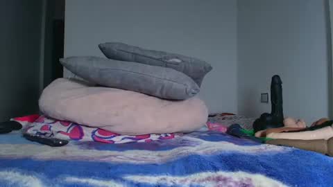 Snapshot of sweett_17 chatting on 06-24-26, 07:57 dulce online show from 06-24-26, 07:57